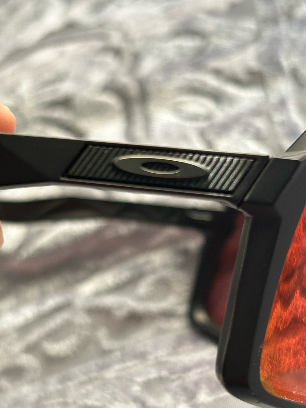 Oakley Men's Black Frame Sunglasses with Red Lenses - Shield Style - Picture 11 of 11